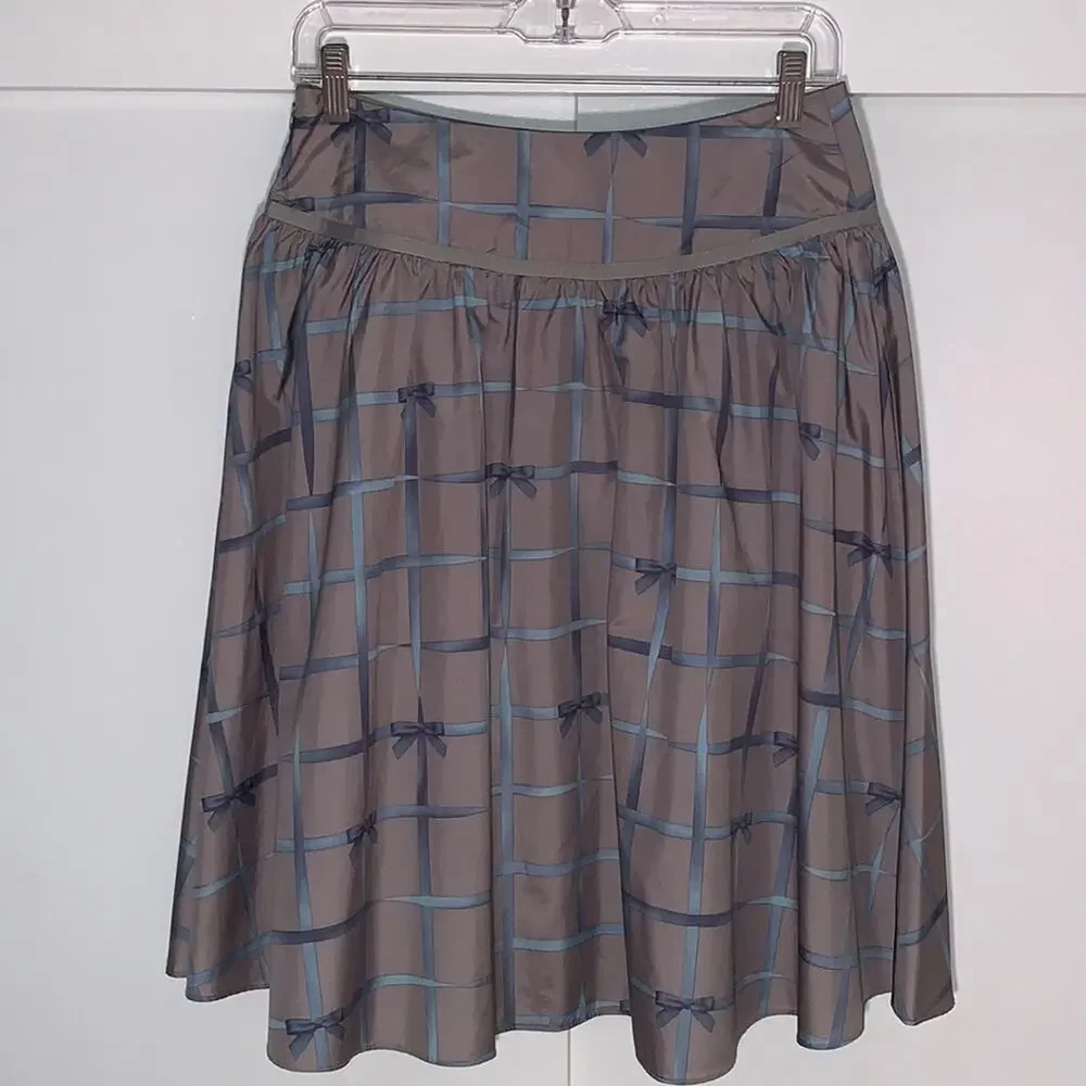 LIKE NEW Isaac Mizrahi‎ skirt